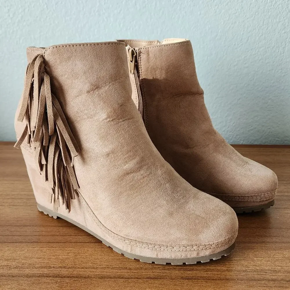 Massini Faux Suede Fringe Zip Hidden Wedge Ankle Booties - Picture 1 of 9